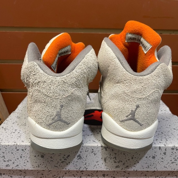 Jordan Sneakers in Gray and Orange - Picture 6 of 9